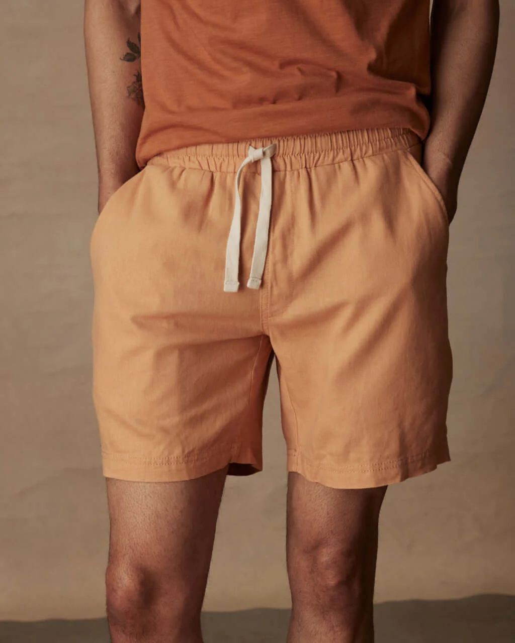 7" Linen Short in Biscuit - Image 5