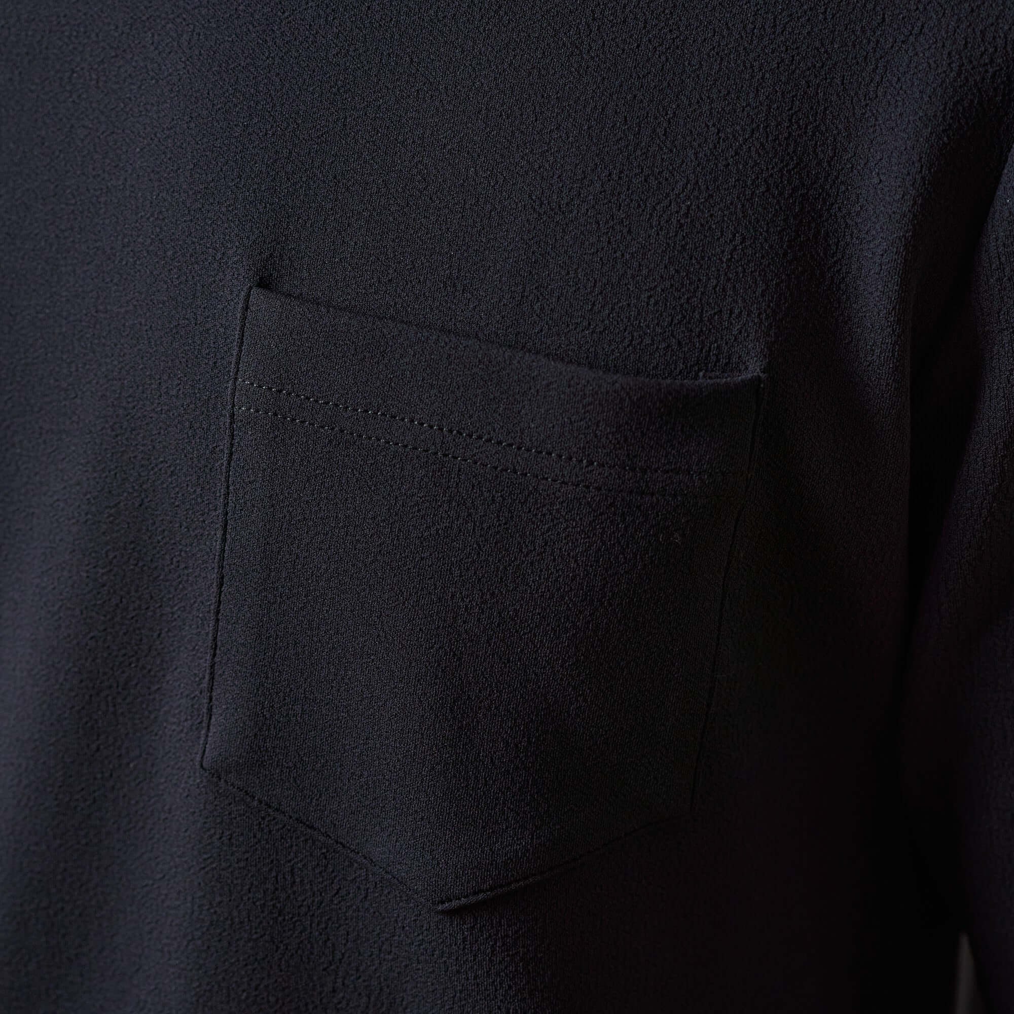 Crinkle Scuba Crew Neck in Black - Image 5