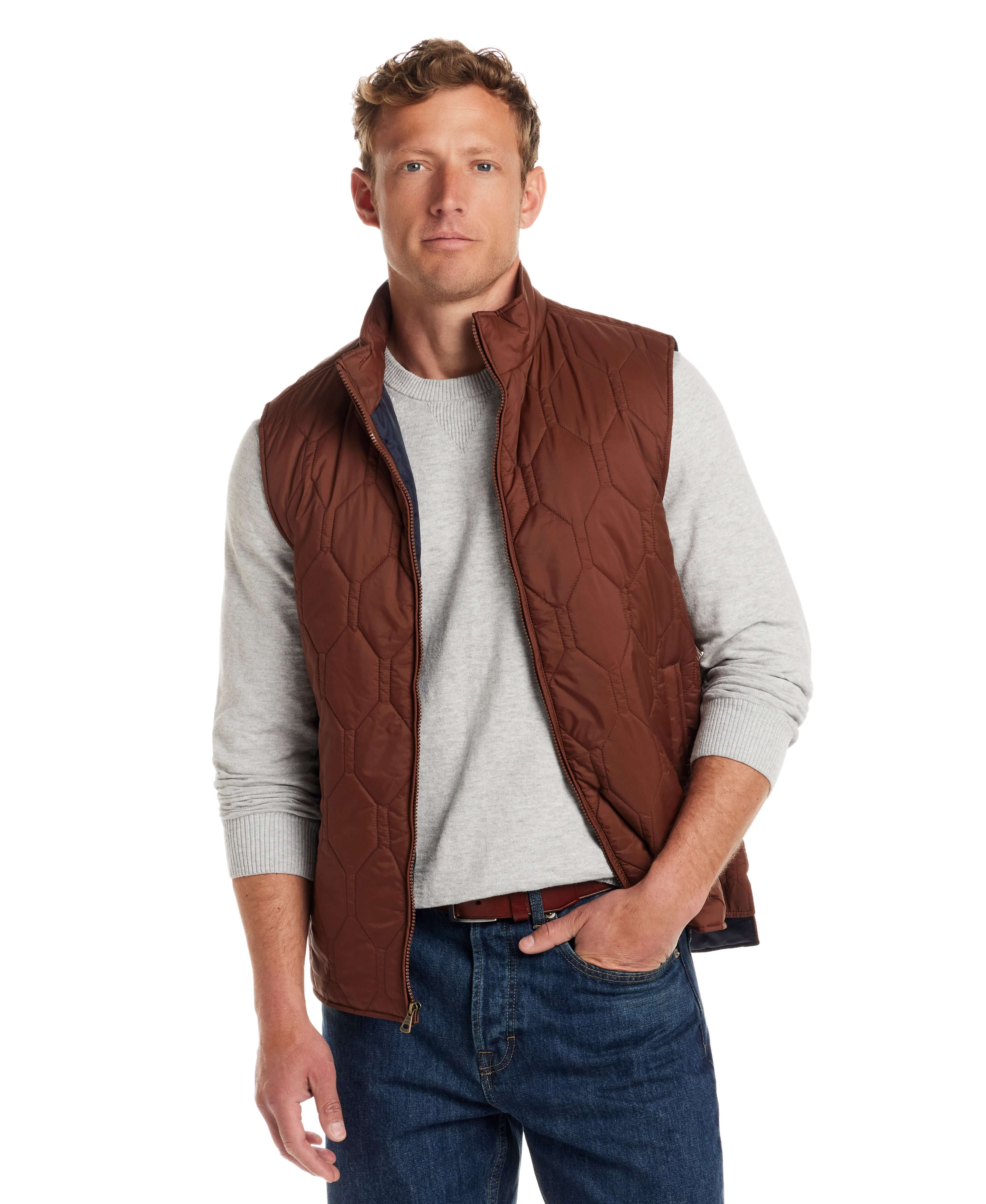 Hexagon Quilted Lightweight Vest in Cappuccino - Image 4