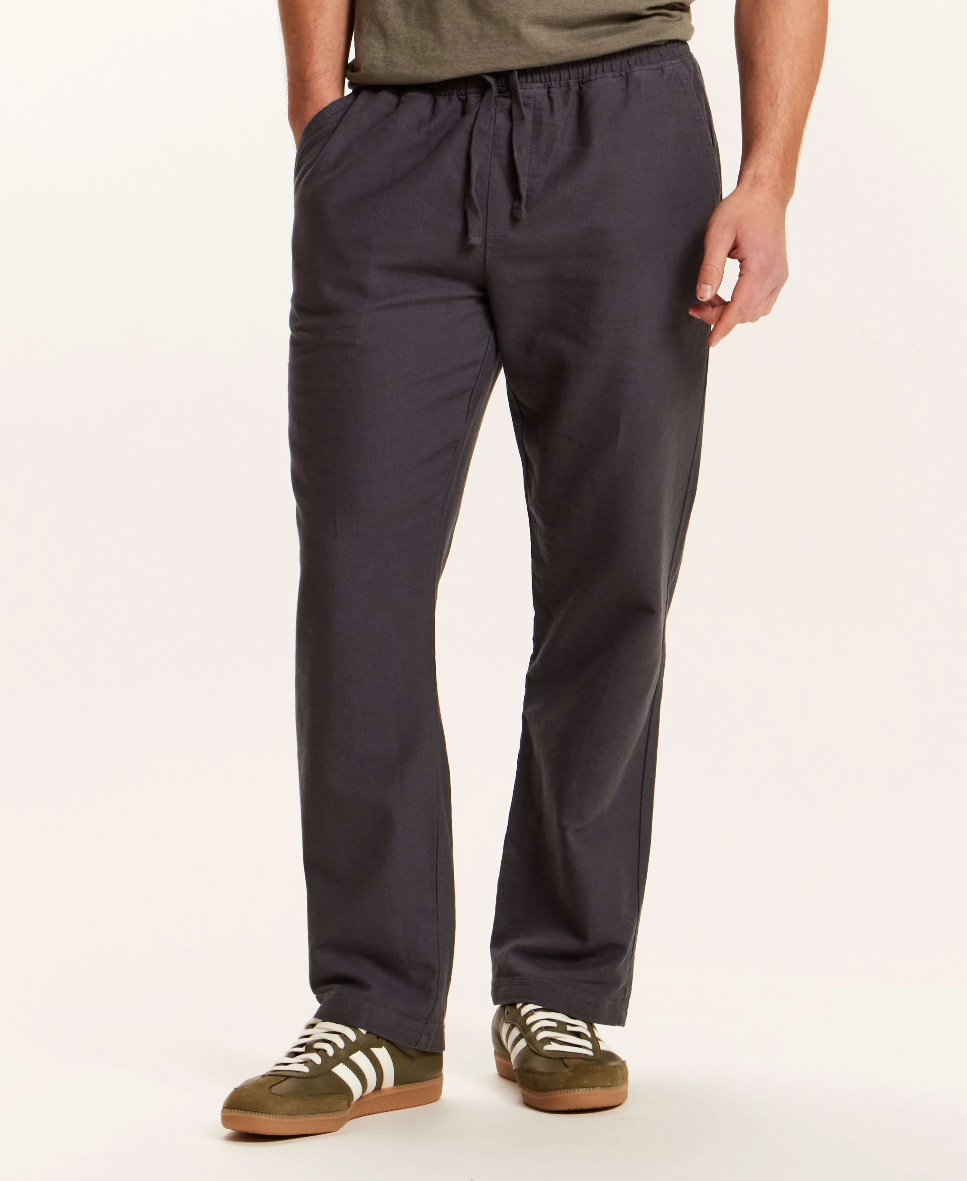 Linen Blend Drawstring Pants in Charcoal - Image 4
