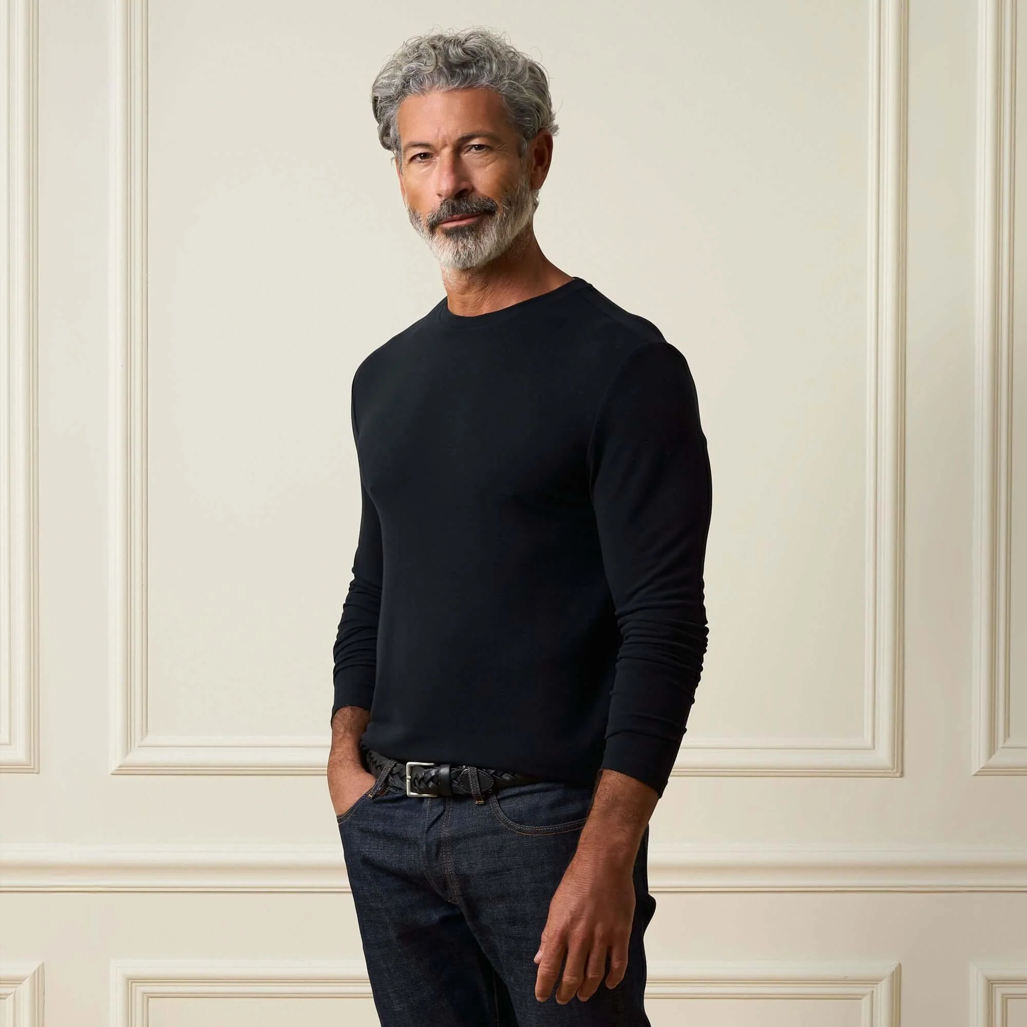 Long Sleeve Crew Neck in Black