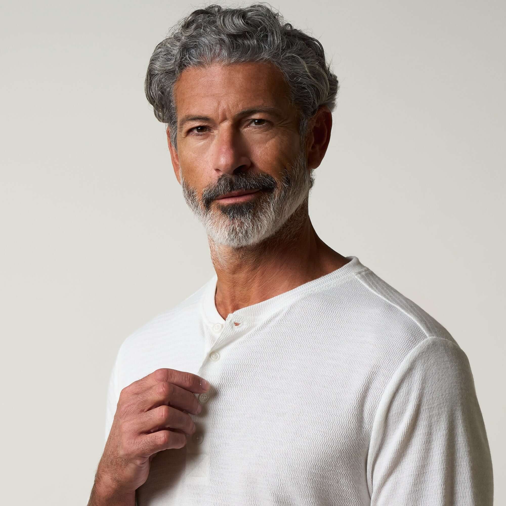 Long Sleeve Crinkle Henley in White - Image 4