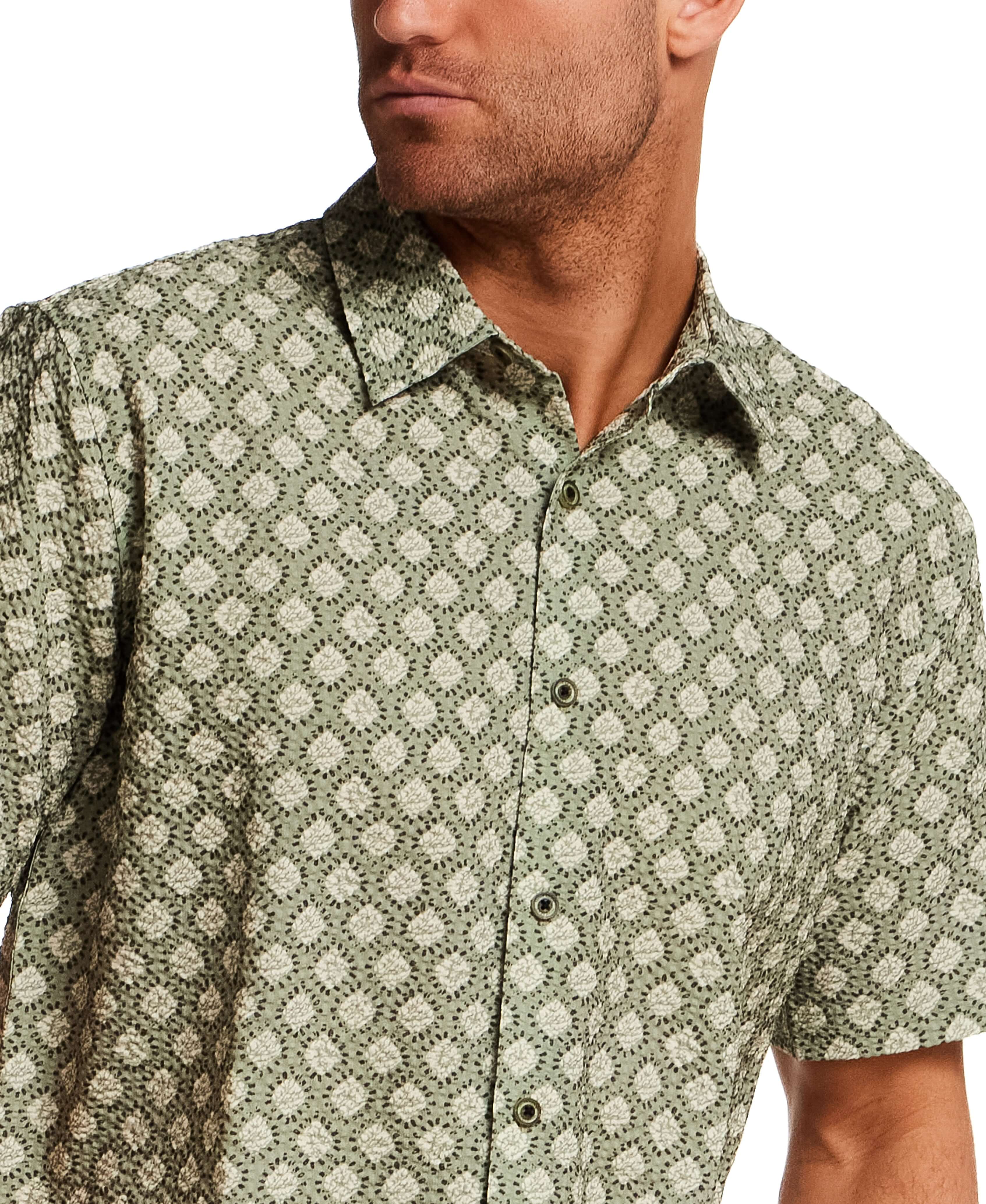 The Medallion Print Seersucker Shirt in Green - Image 4