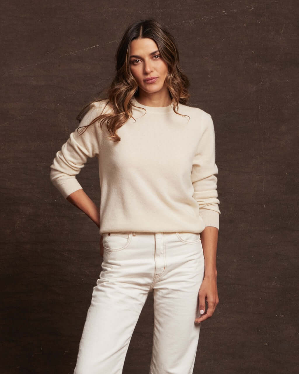 Women's Cashmere Long Sleeve Solid Crew In Ecru - Image 3